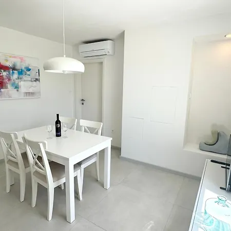 Apartment Artapart T Rabac